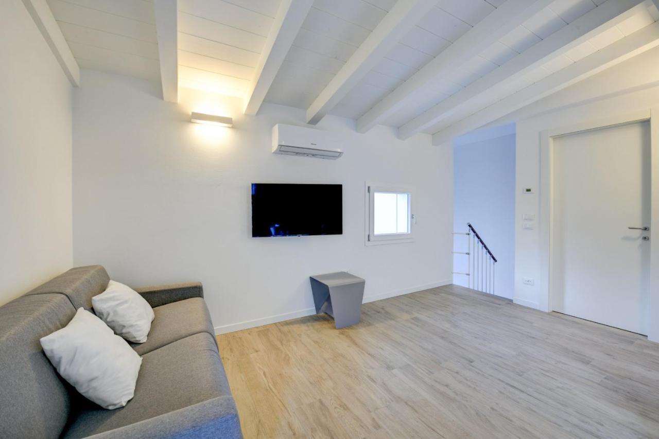 Maison Bellini Number 3 Toscolano Maderno Buitenkant foto